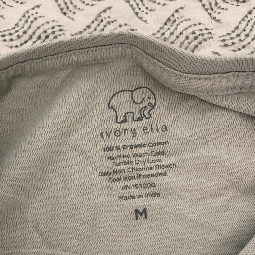 Ivory Ella Tee - Picture 3 of 4